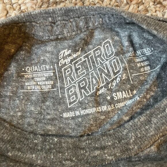 NWT Retro Brand California Golden Bears T-Shirt College Sports Berkeley Paw - Picture 4 of 6